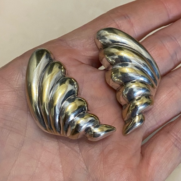 Vintage Taxco Sterling Silver Swirl Clip On Earrings - Picture 7 of 11